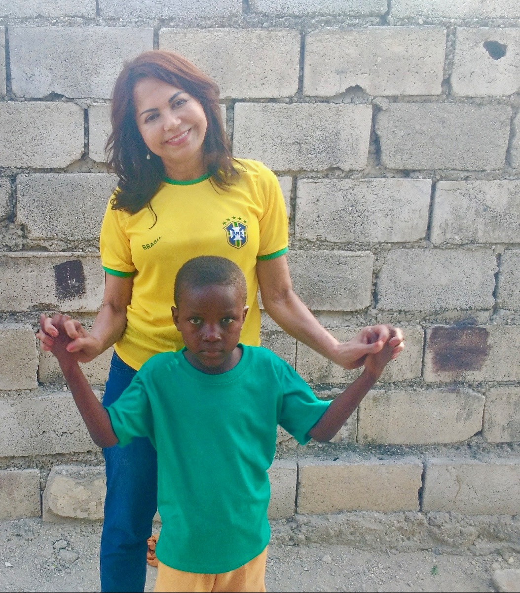 Criança socorrida pela Nations Help no Haiti